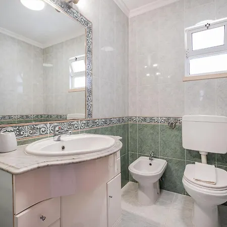 Marina Vista Retreat *