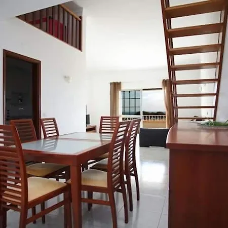 Marina Vista Retreat