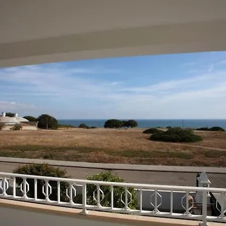 Marina Vista Retreat Holiday home