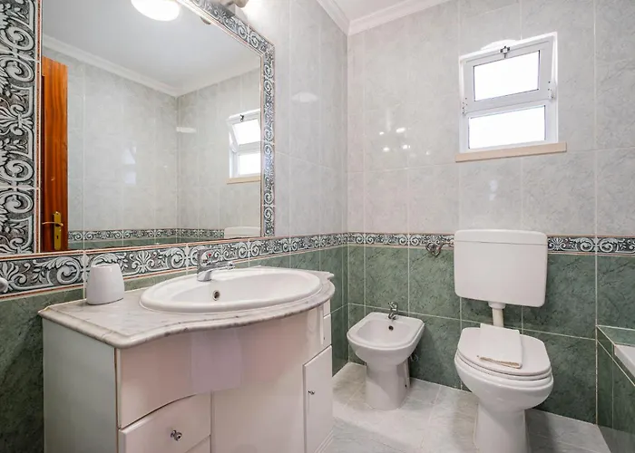 Marina Vista Retreat *